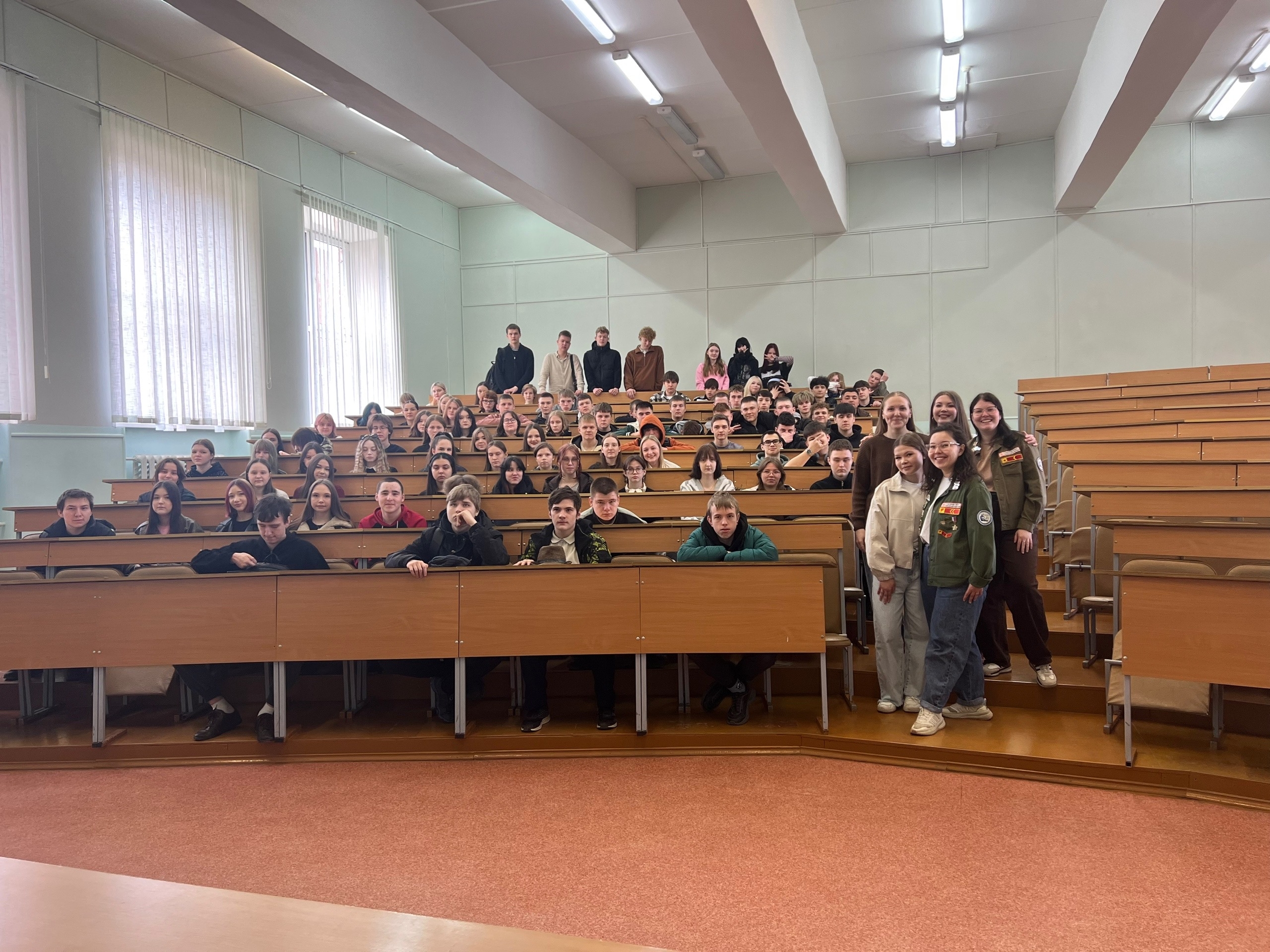 Студенческие отряды провели  "Разговоры о важном" в Удмуртском государственном аграрном университете
